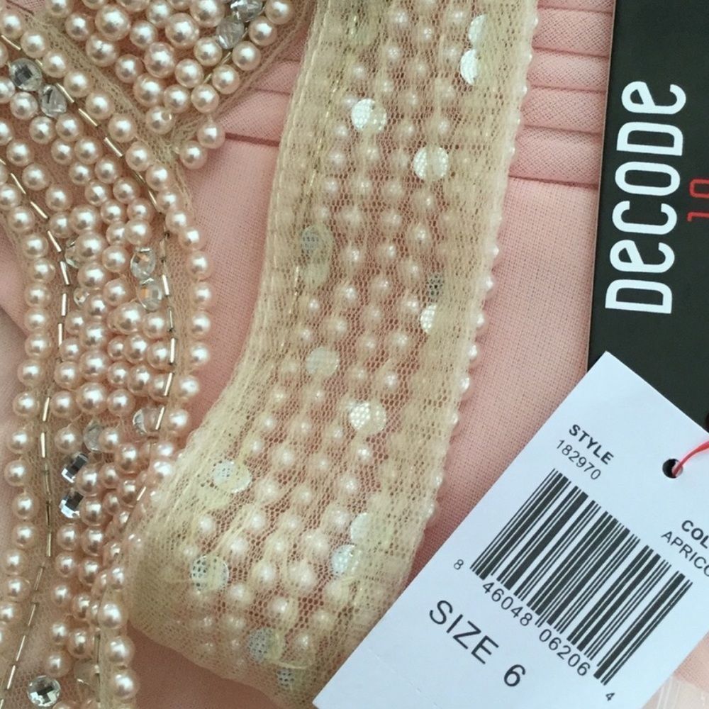 Decode Pearl Embellished Neckline🌼 - Picture 6 of 6
